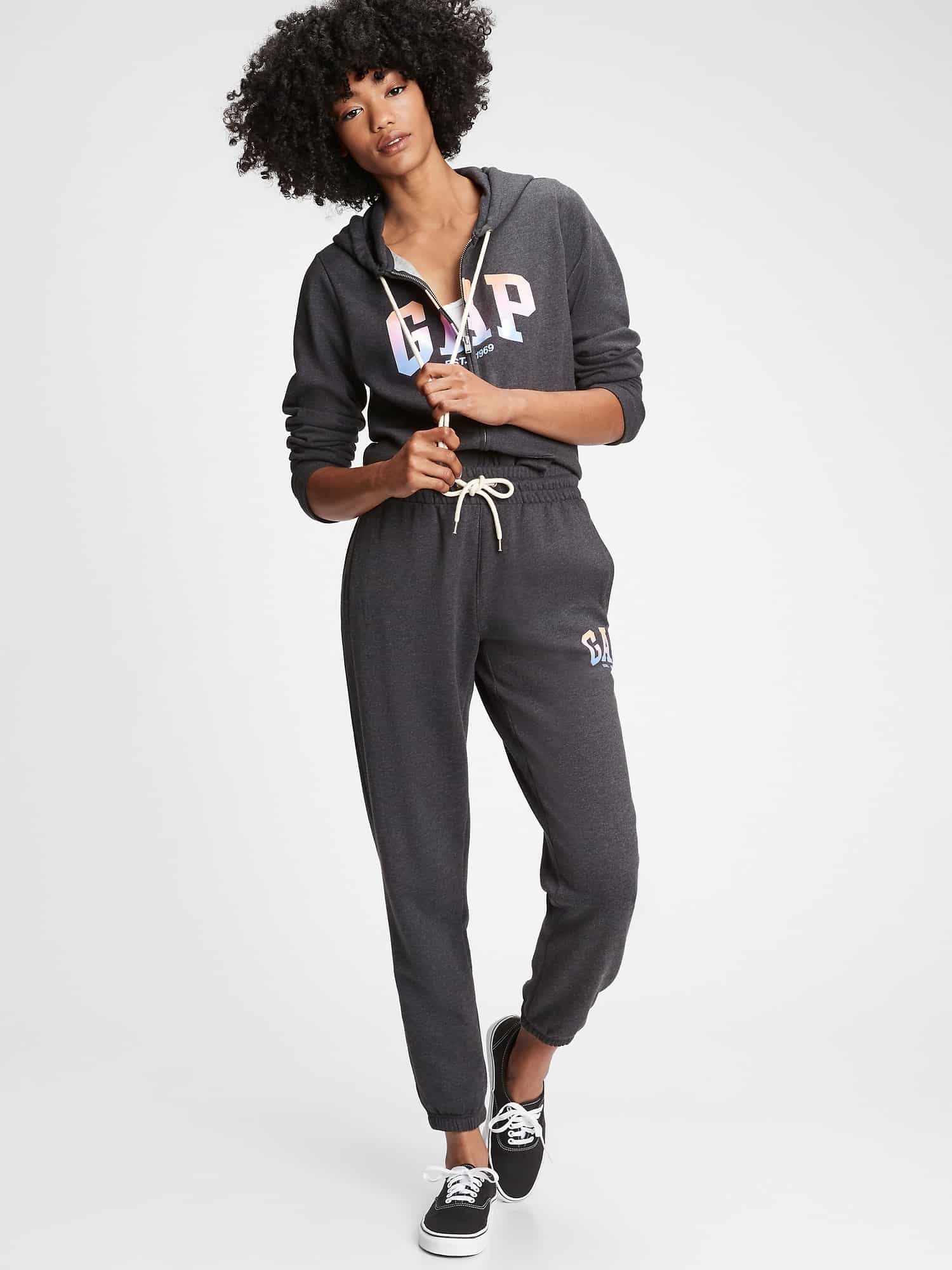 GAP šedé dámské tepláky s logem