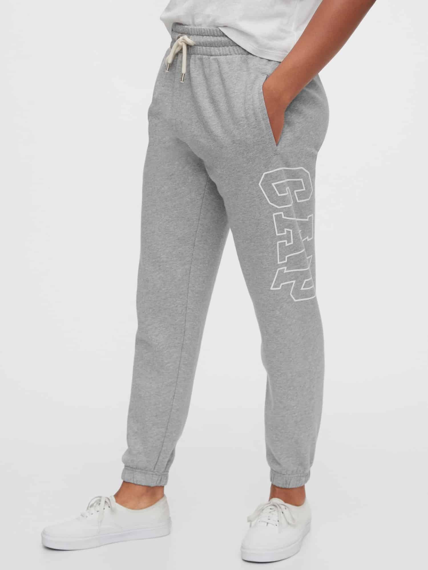 GAP šedé dámské tepláky s logem