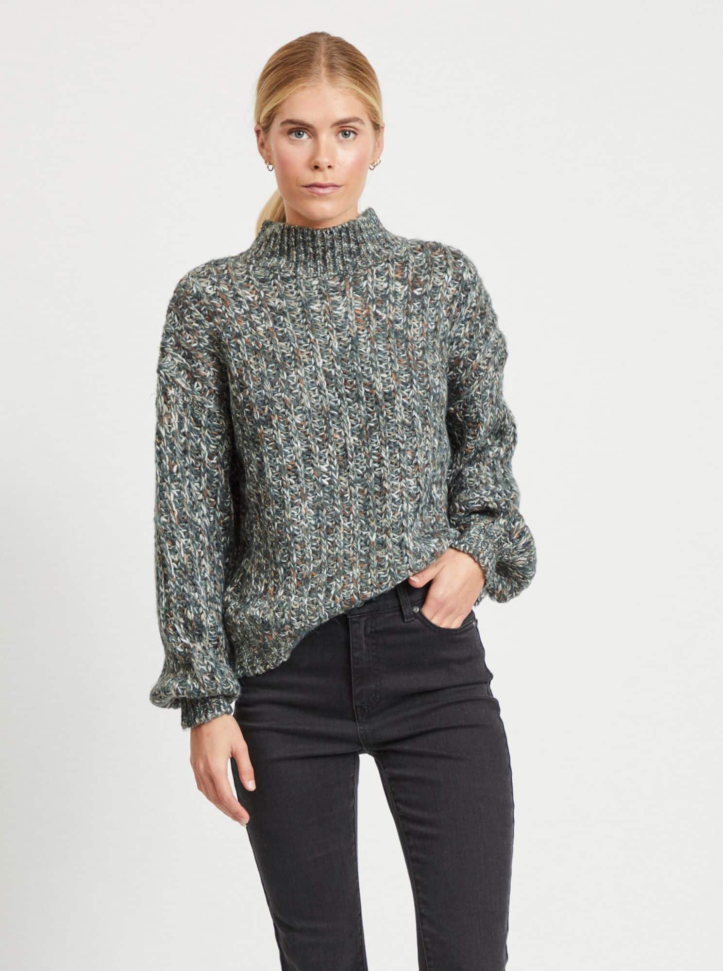 Šedý žíhaný svetr .OBJECT