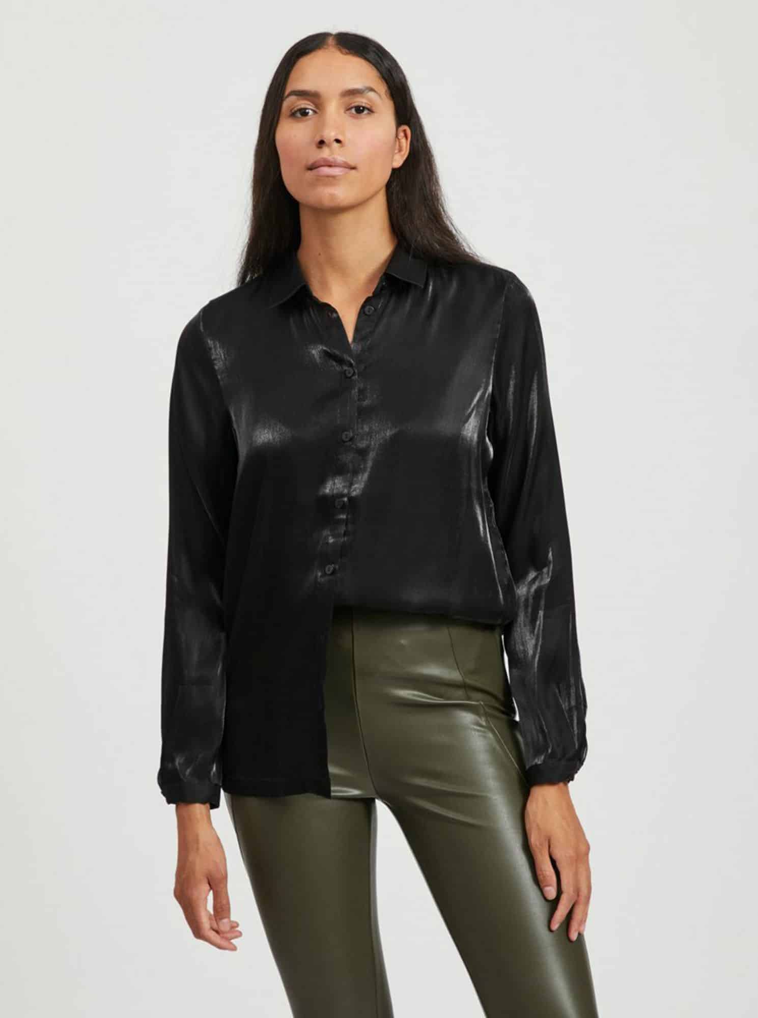 Černá lesklá košile VILA