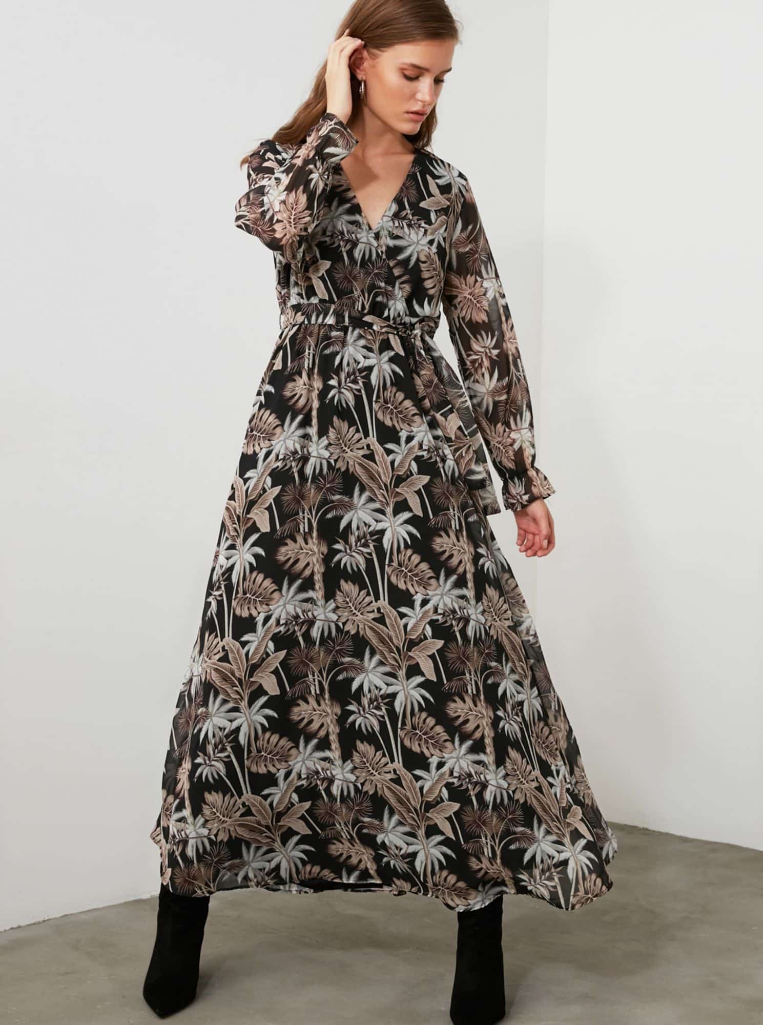 Černo-šedé květované maxišaty Trendyol