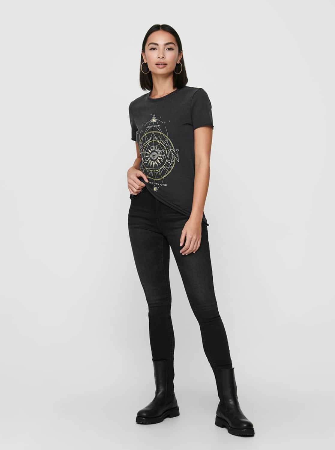 Černé tričko s potiskem ONLY Lucy