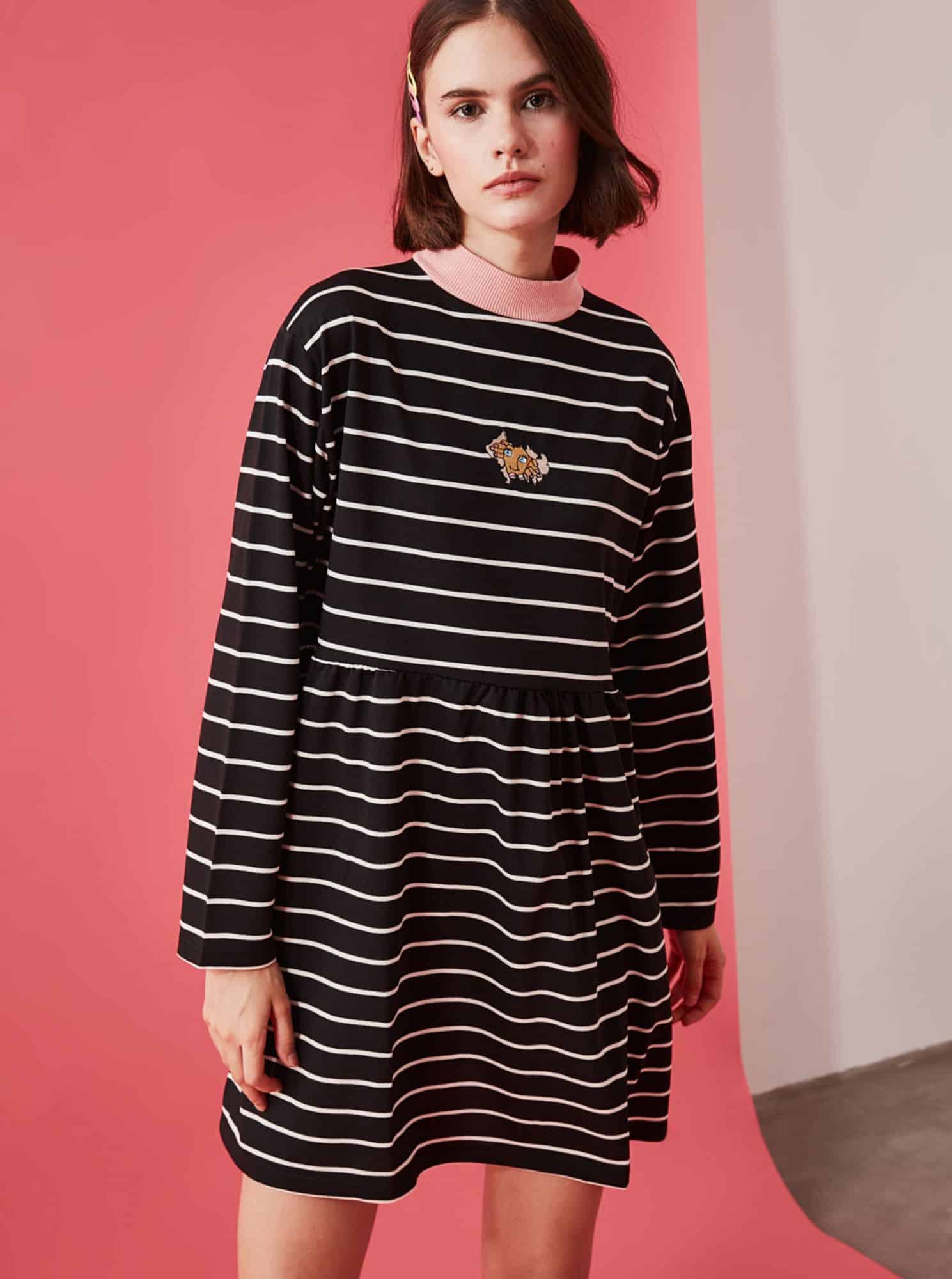 Černé pruhované šaty Trendyol