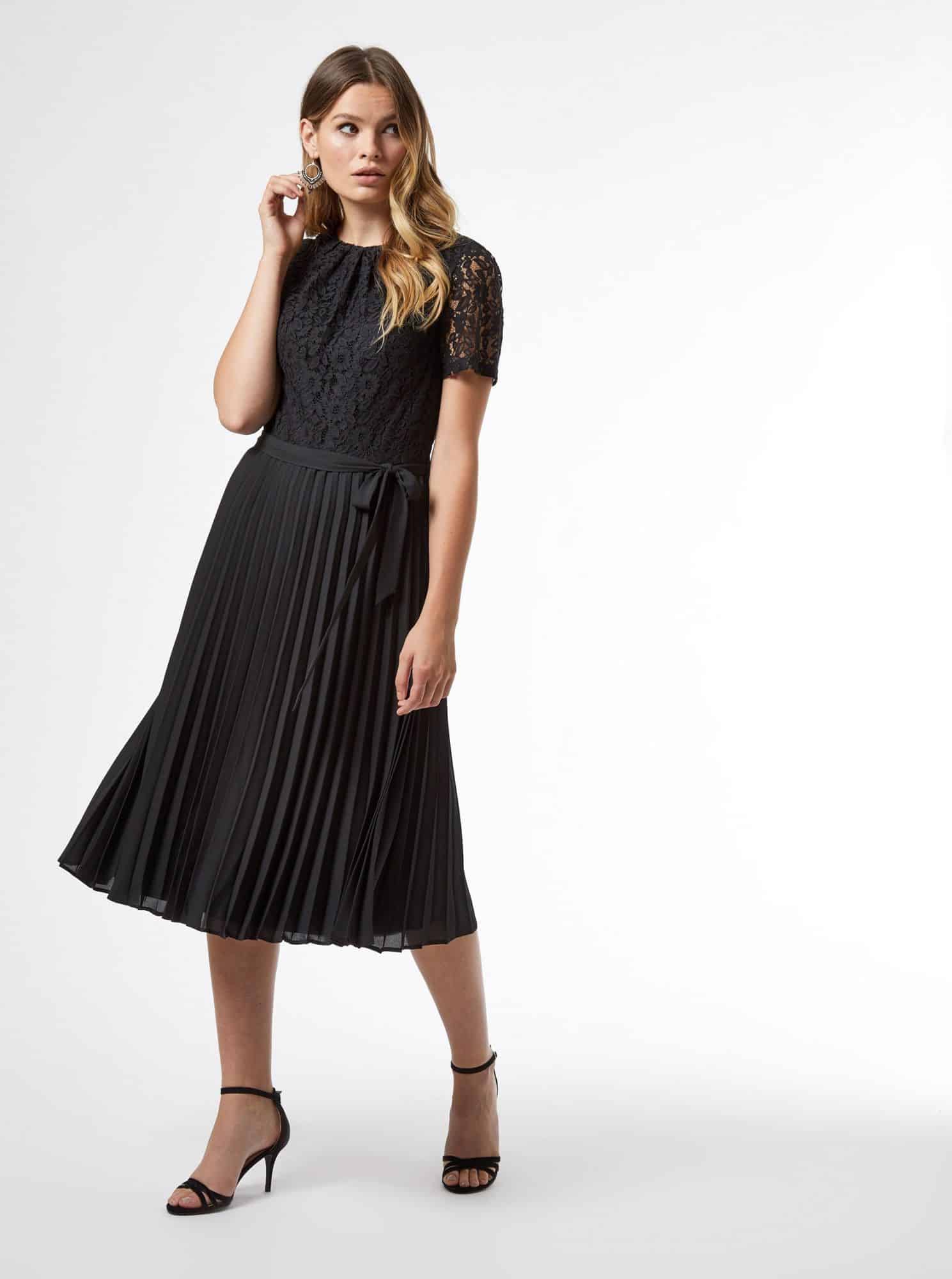 Černé krajkované šaty Dorothy Perkins