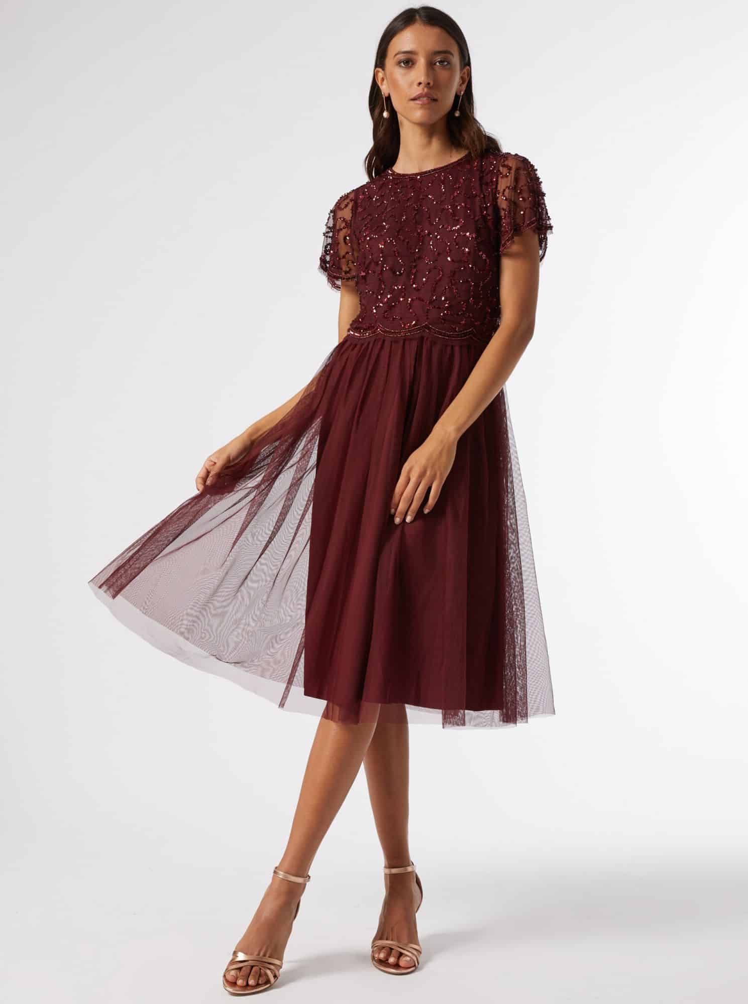 Vínové šaty s flitrovým topem Dorothy Perkins