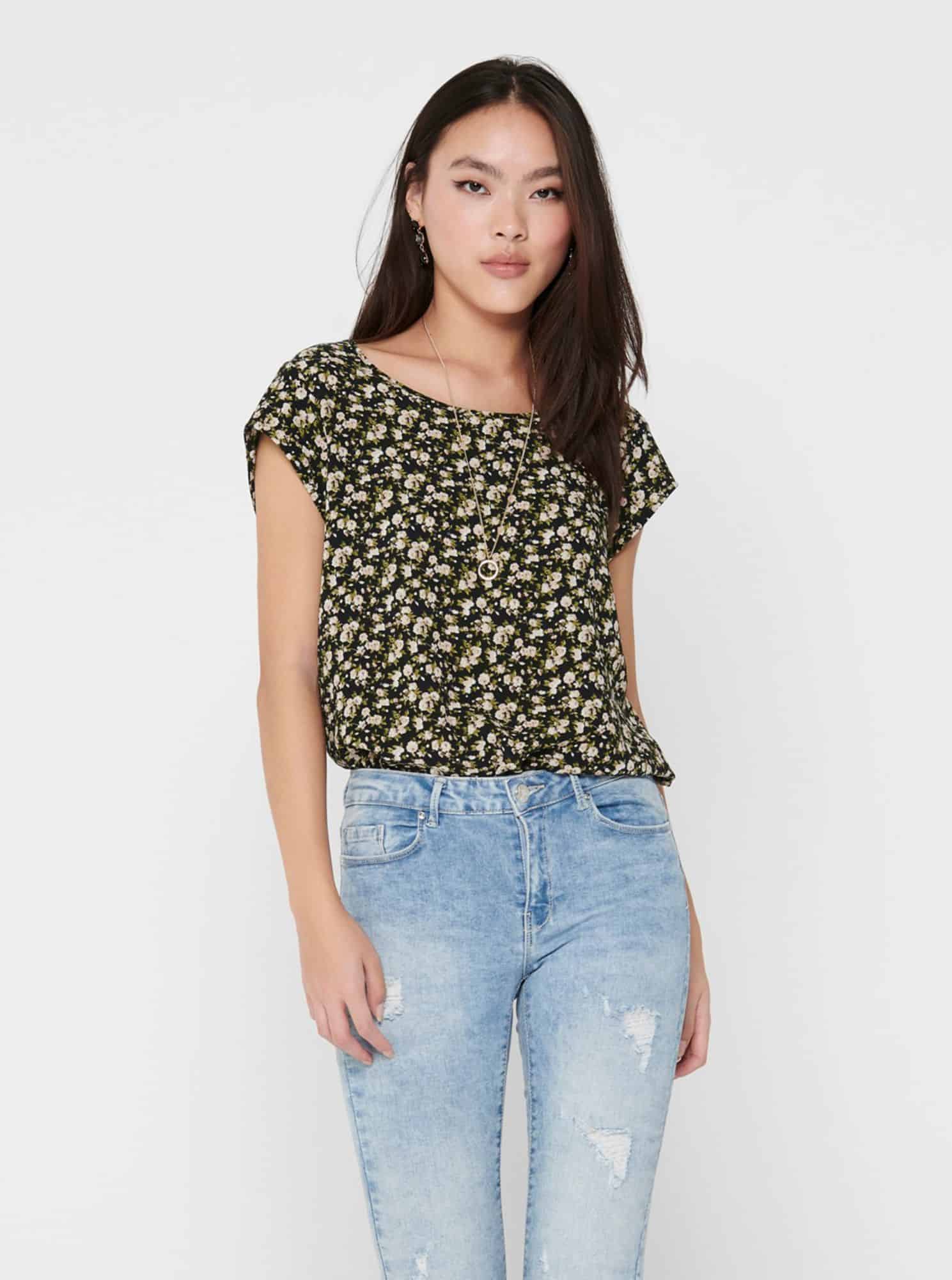 Zeleno-černá květovaná halenka ONLY