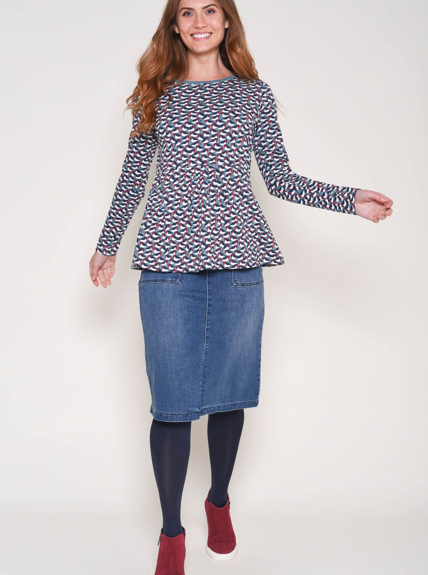 Modré vzorované tričko Brakeburn