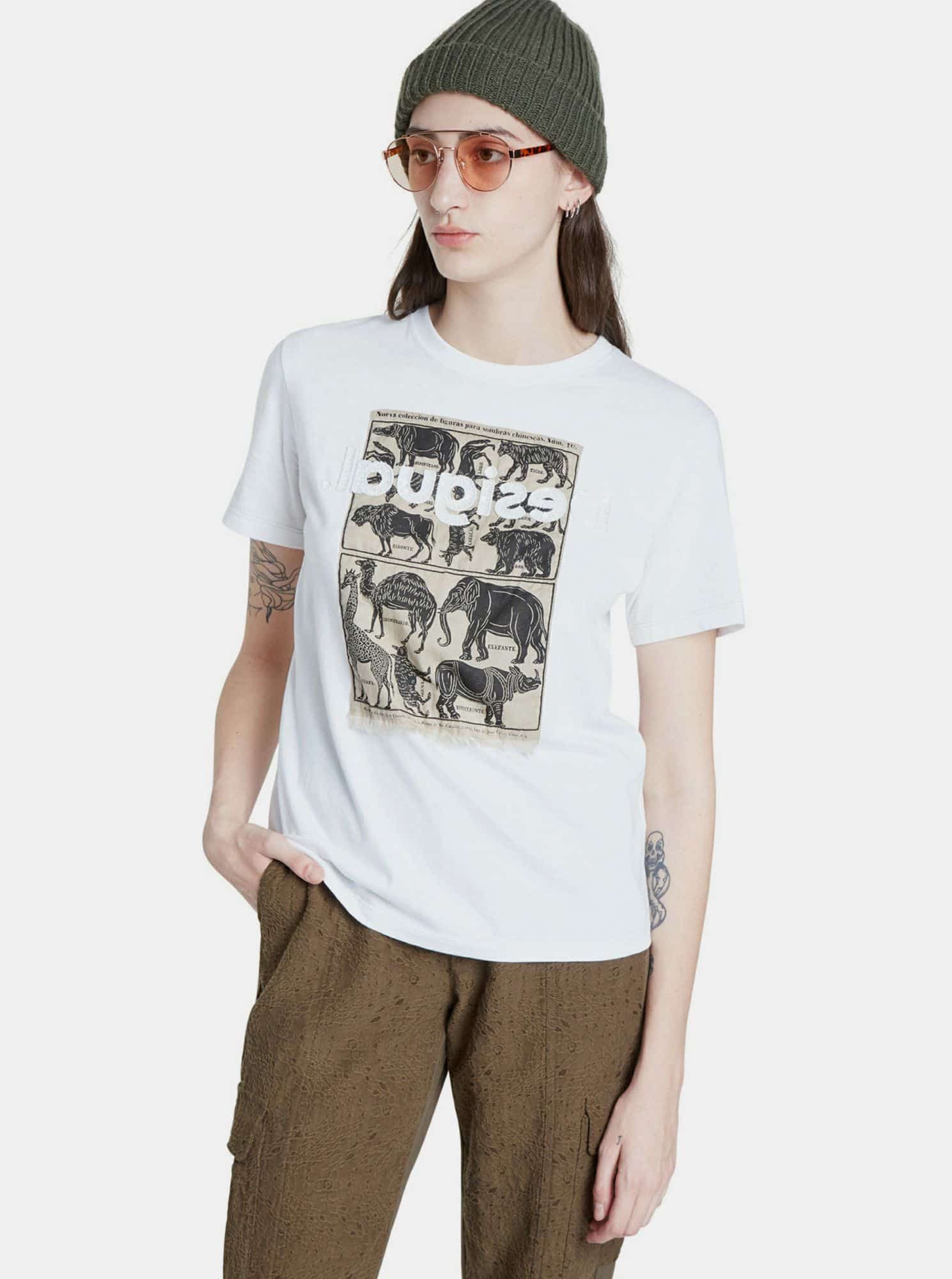 Bílé tričko s potiskem Desigual