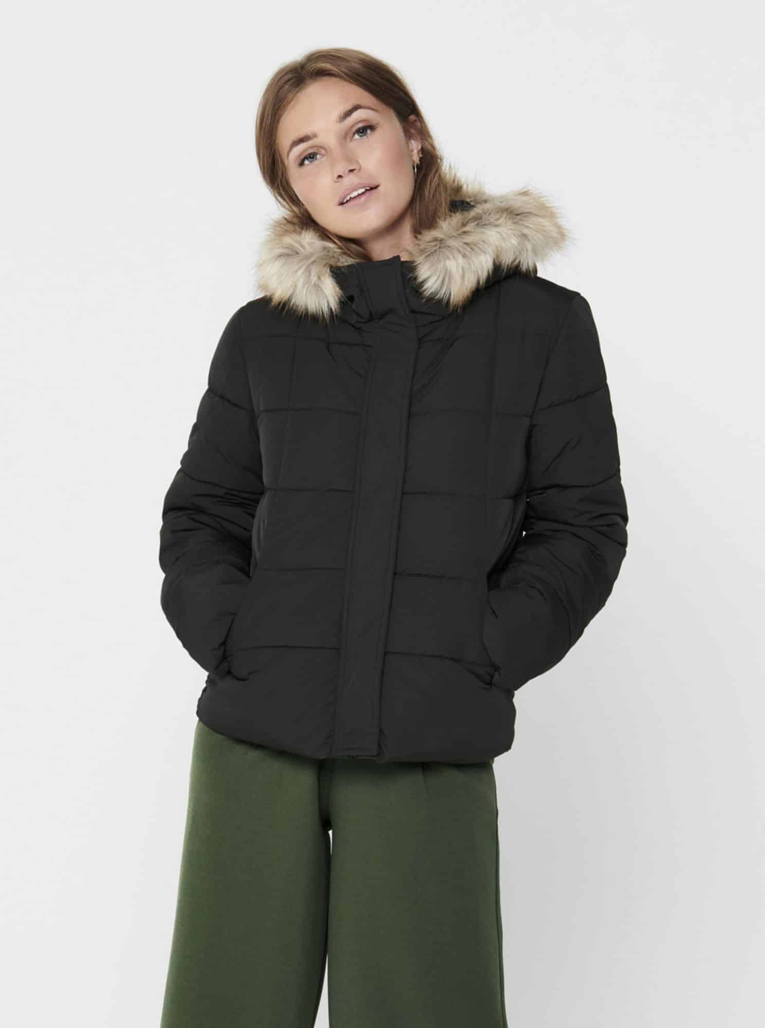 Černá prošívaná bunda Jacqueline de Yong Sunset