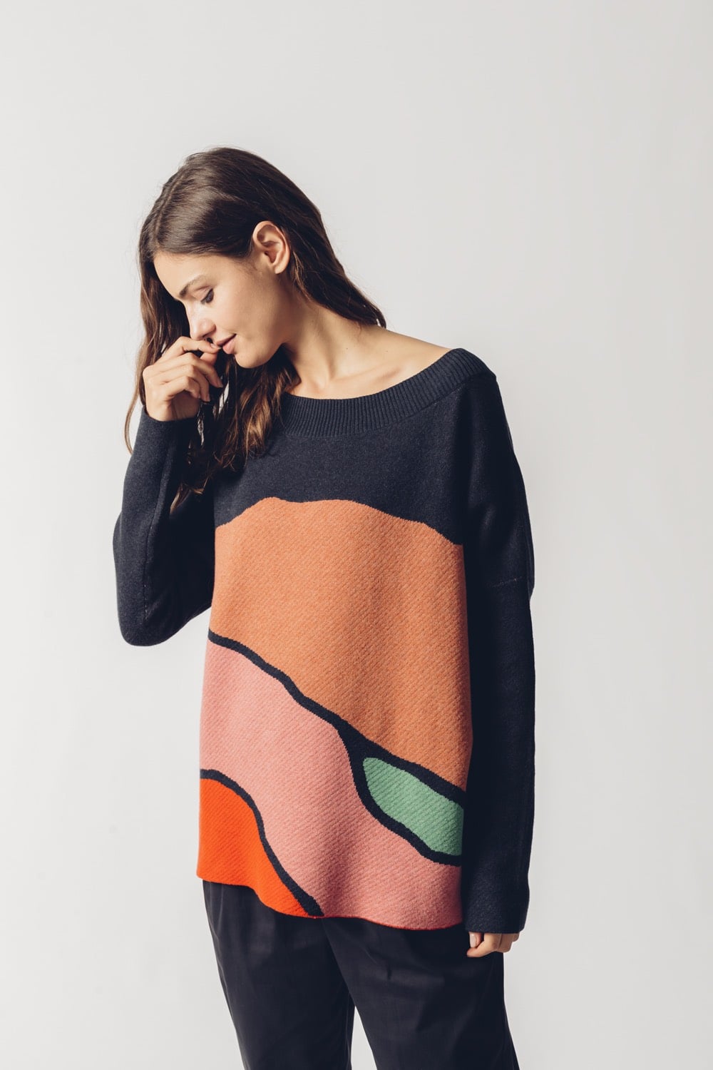 SKFK barevný oversize svetr Karle