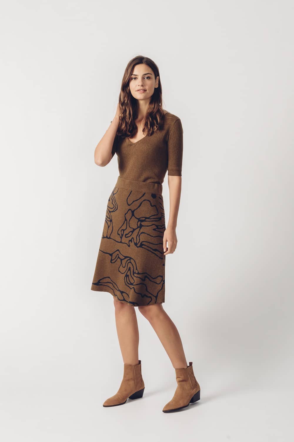 SKFK hnědá svetrová sukně Arane Long