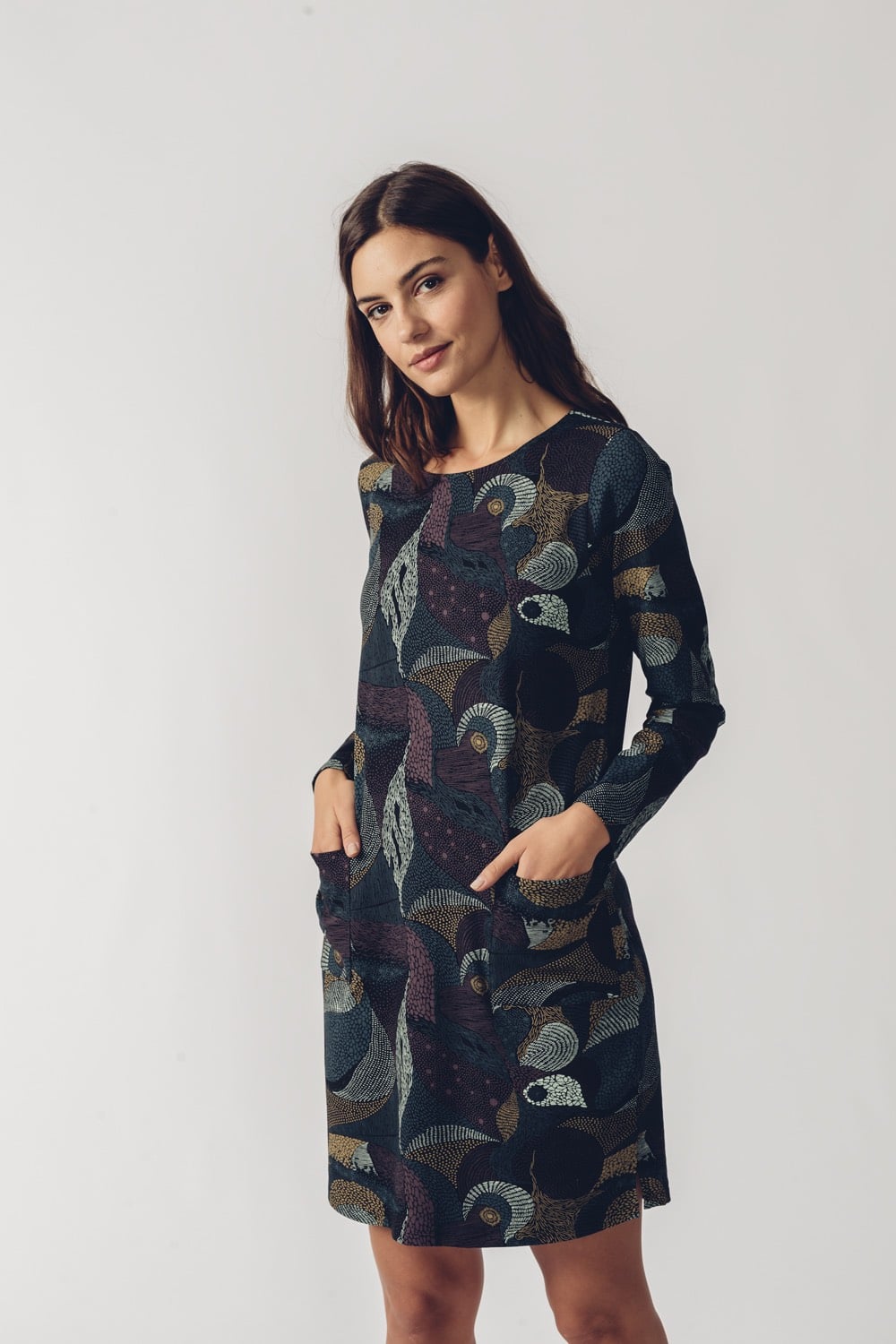 SKFK petrolejové šaty se vzorem Ilbe