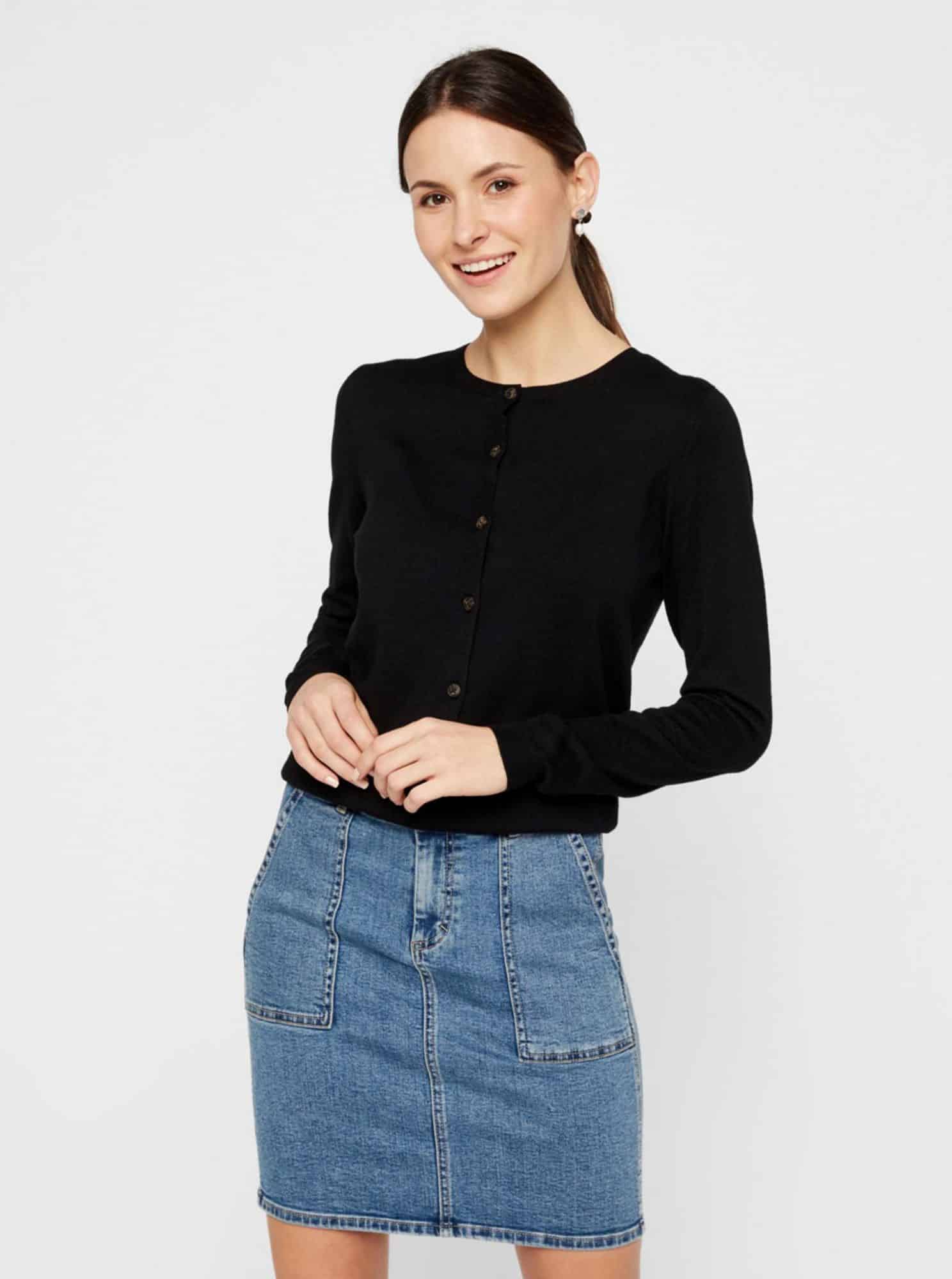 Černý kardigan Pieces Esera