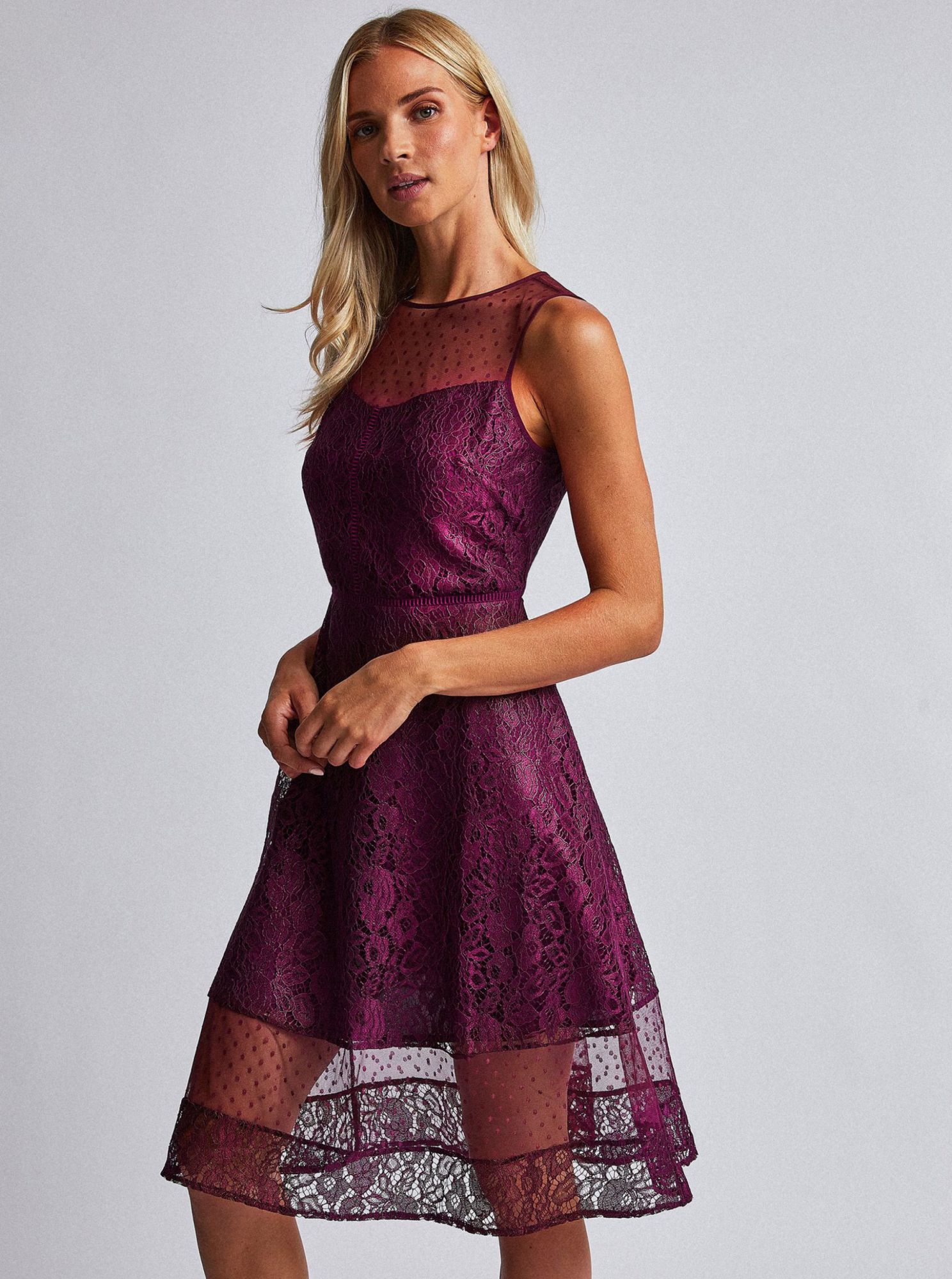 Vínové krajkové šaty Dorothy Perkins