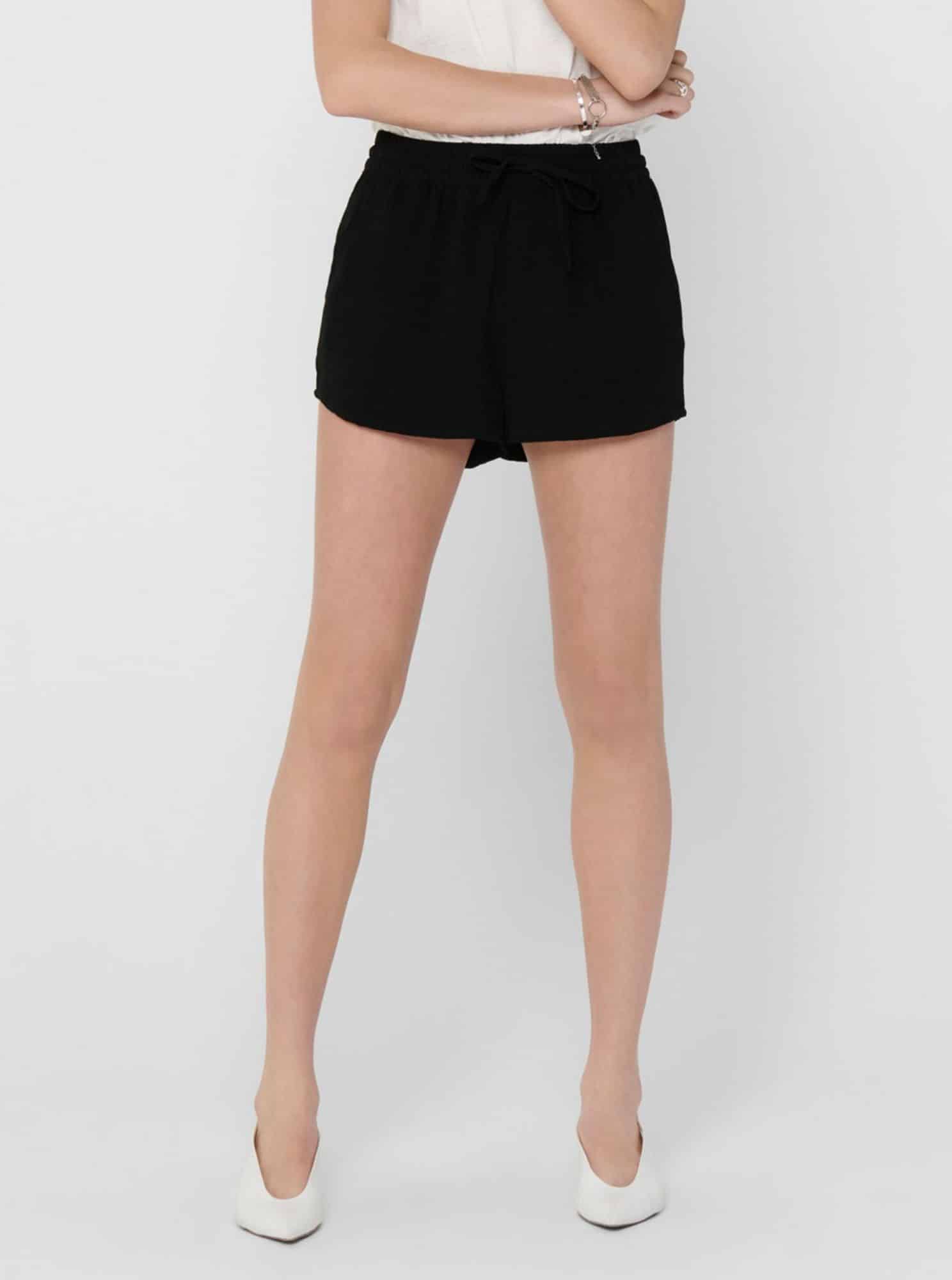 Černé kraťasy ONLY Loose