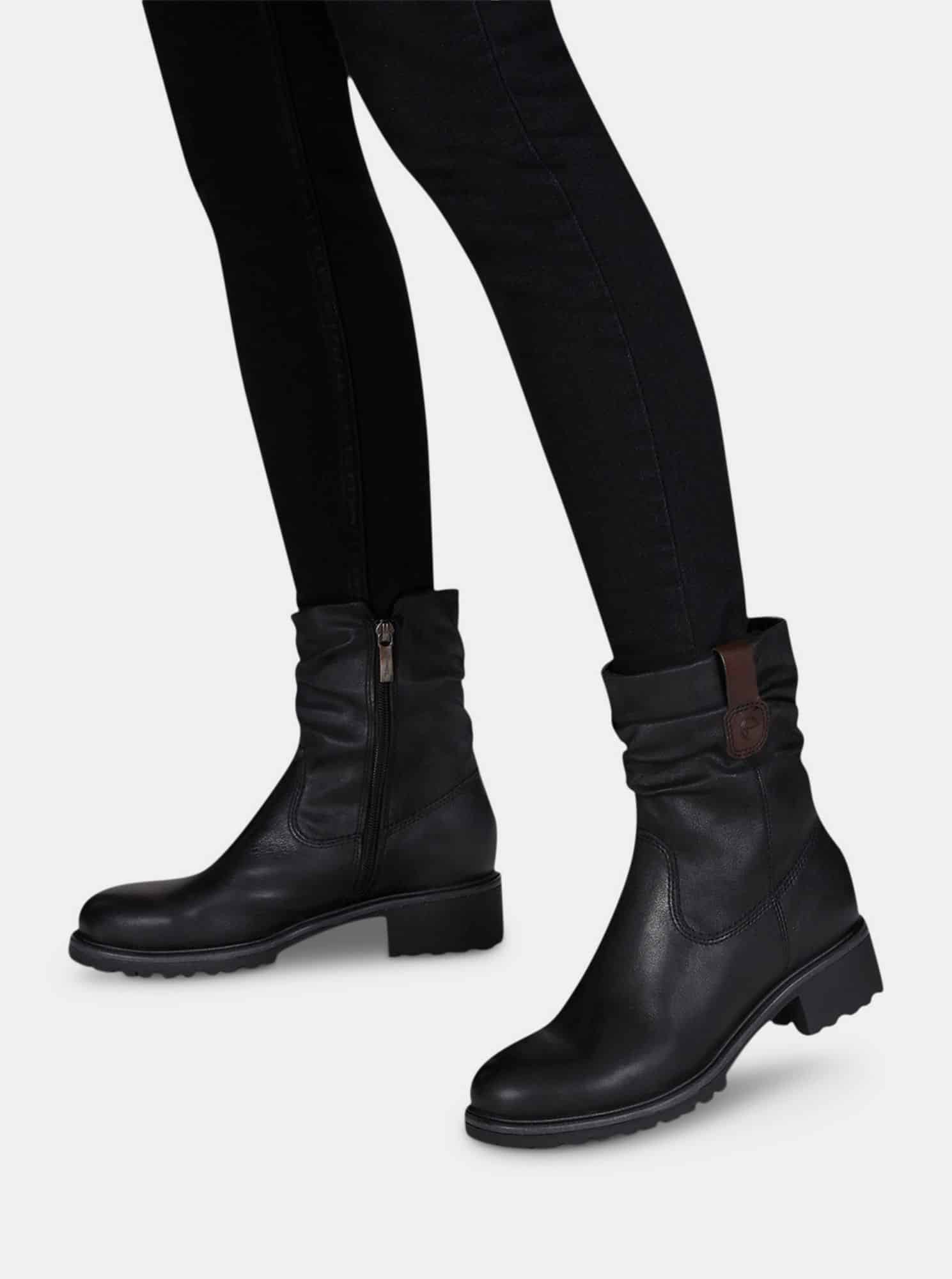 Černé kožené kotníkové boty Tamaris