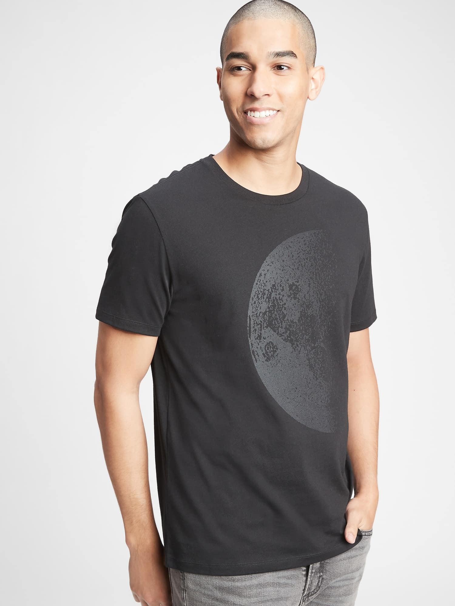 GAP černé pánské tričko