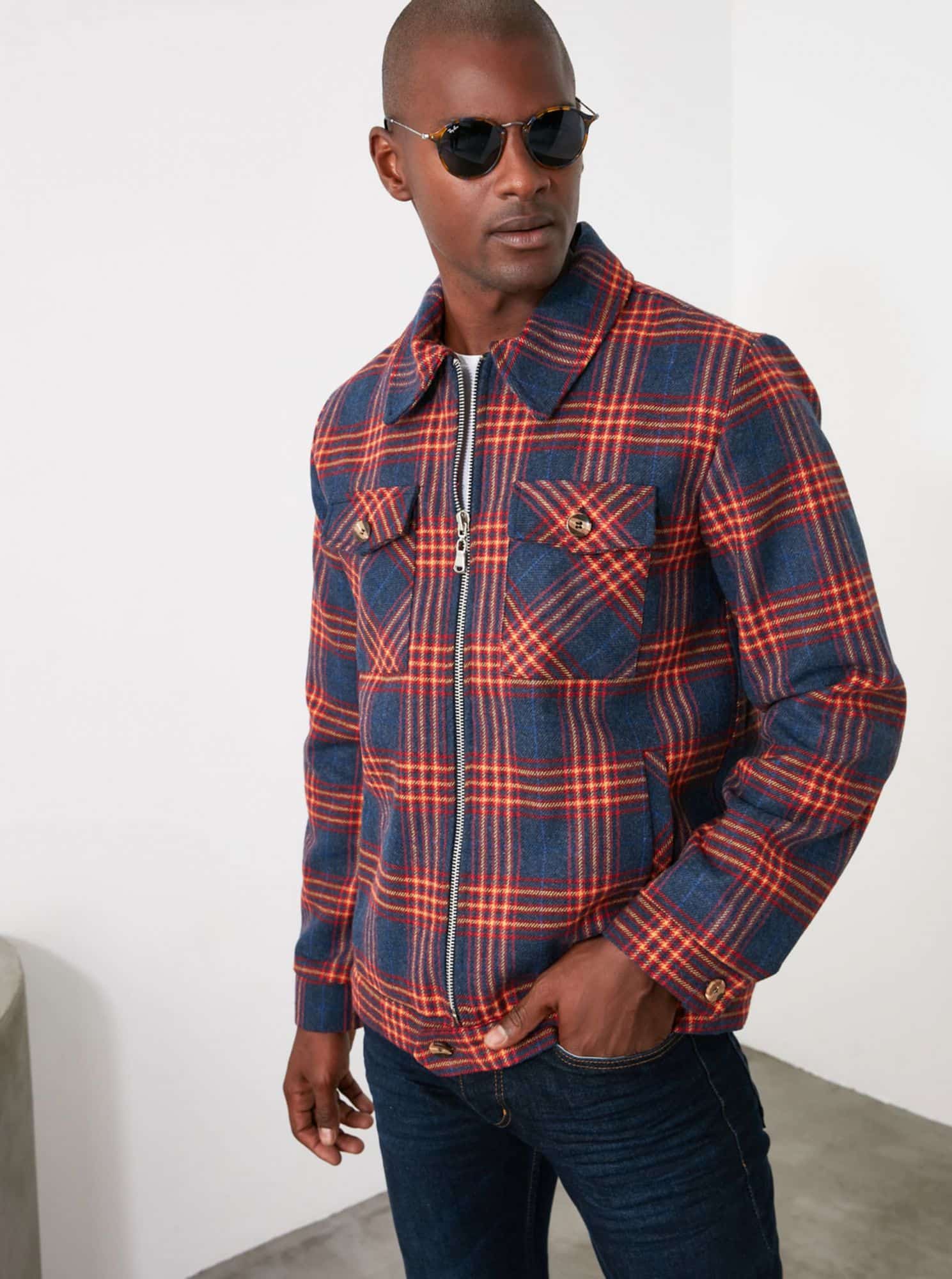 Červeno-modrá pánská kostkovaná bunda Trendyol