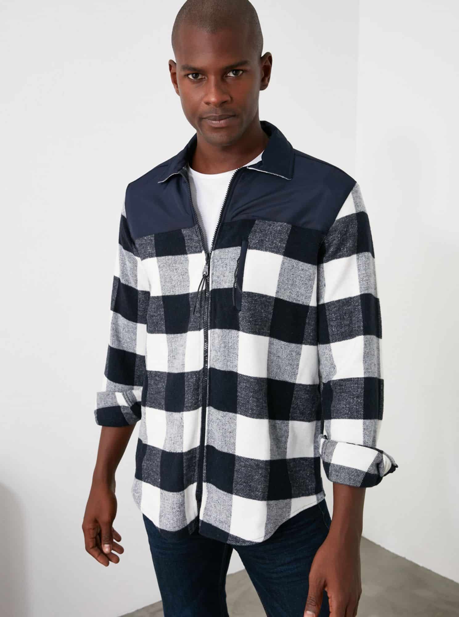 Šedo-modrá pánská kostkovaná košile Trendyol