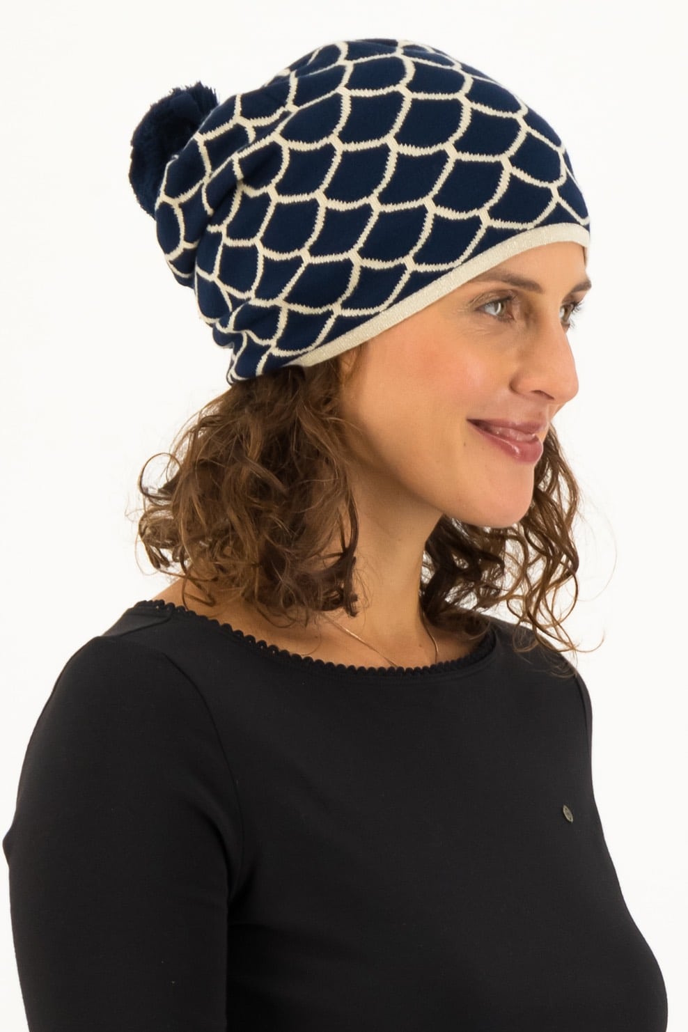 Blutsgeschwister modrá čepice Storm Shell s bambulí