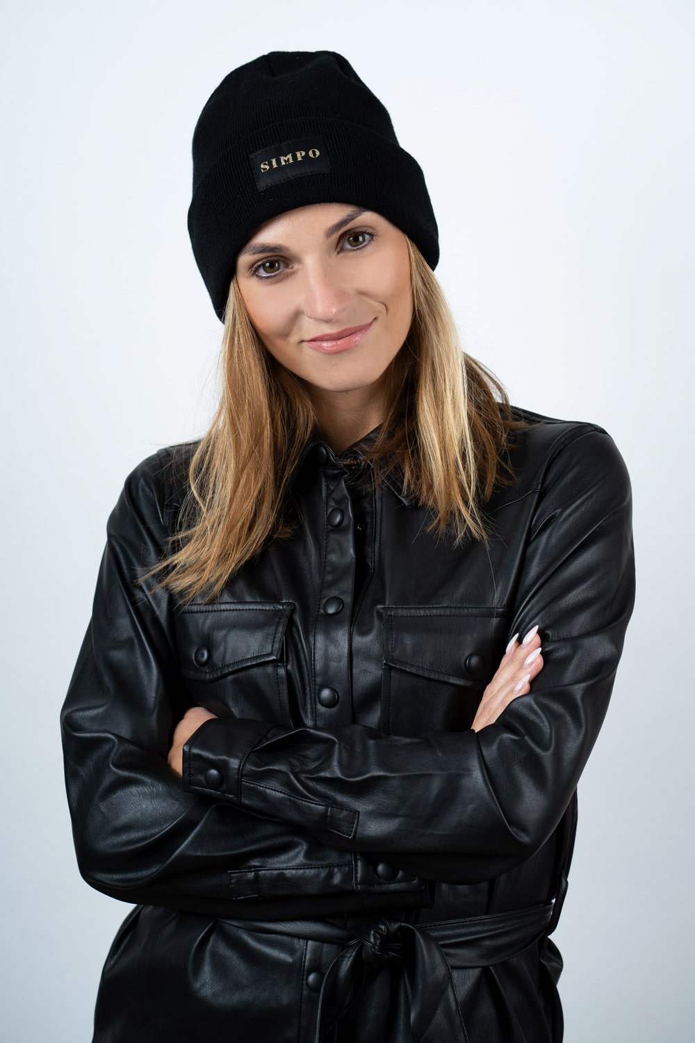 Simpo černá čepice s logem
